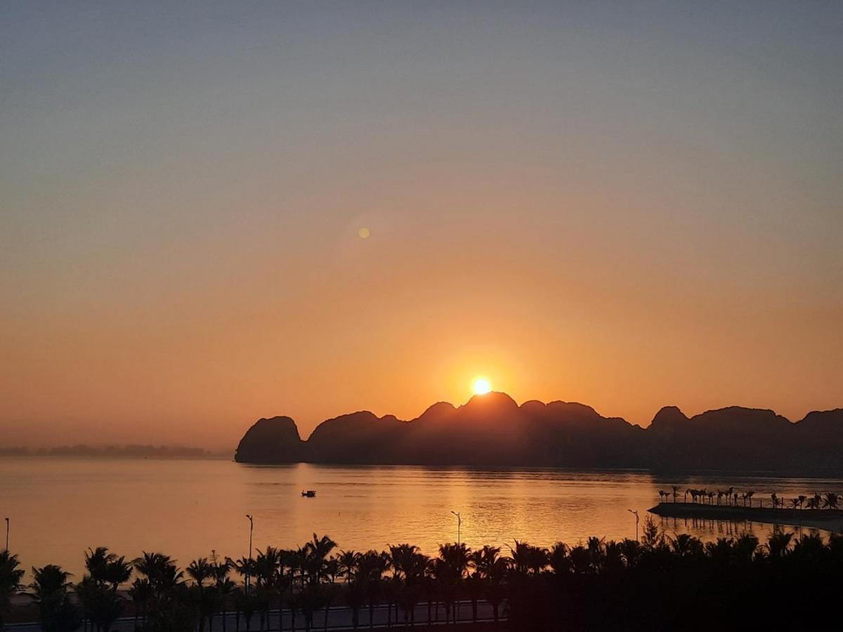 Golden Palm Halong Hotel Ha Long Exterior foto